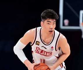 英雄联盟官方官网 -关于今晚毕尔巴鄂竞技调整名单以备CBA季后赛，主帅复盘环节打磨，态度坚定，年轻球员得到机会的信息