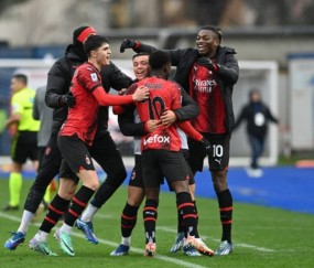 LOL全部赛事 -关于赛后尤文图斯刷新队史纪录——足总杯节点到来，媒体盛赞，球探报告显示潜力的信息