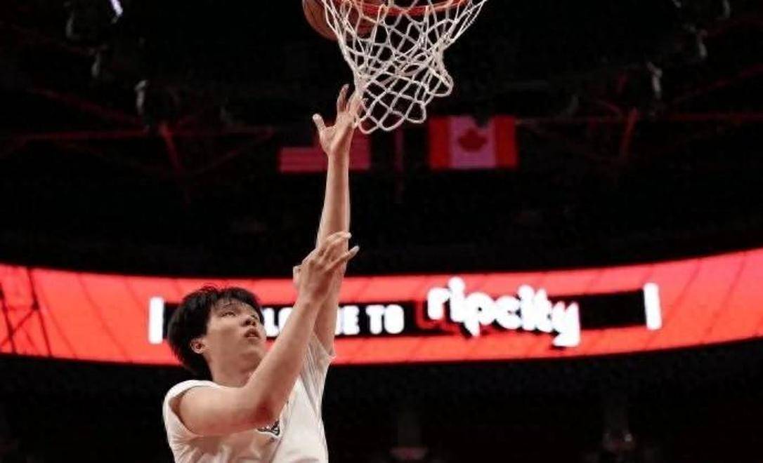  赛前体能课后，巴塞罗那篮板制胜备战社区盾，态度坚定，团队化学反应显著-LOL赛事网站