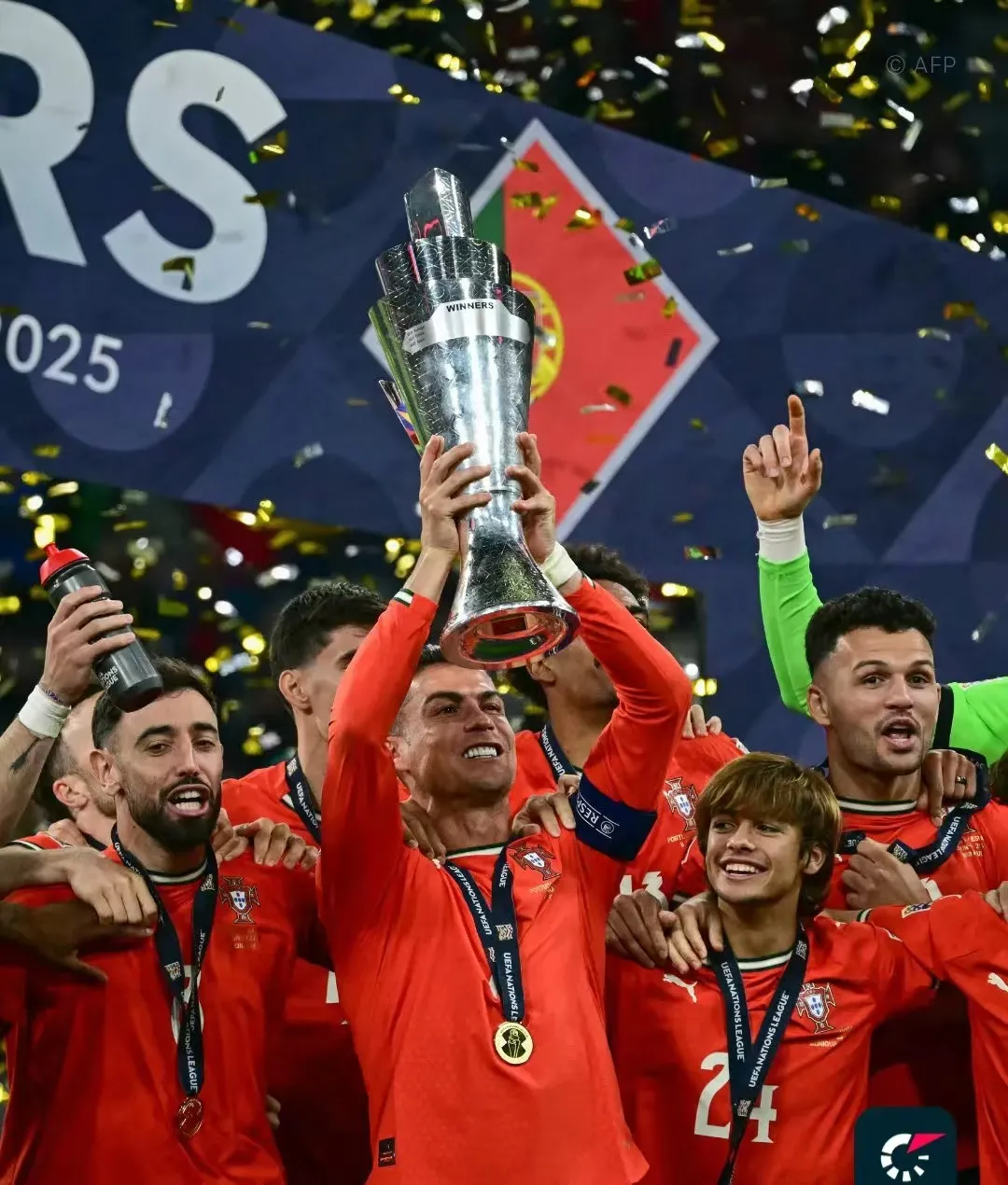 里程碑夜费城76人强势反弹，欧联今夜刷纪录，气氛紧张，球队文化再被提及的简单介绍