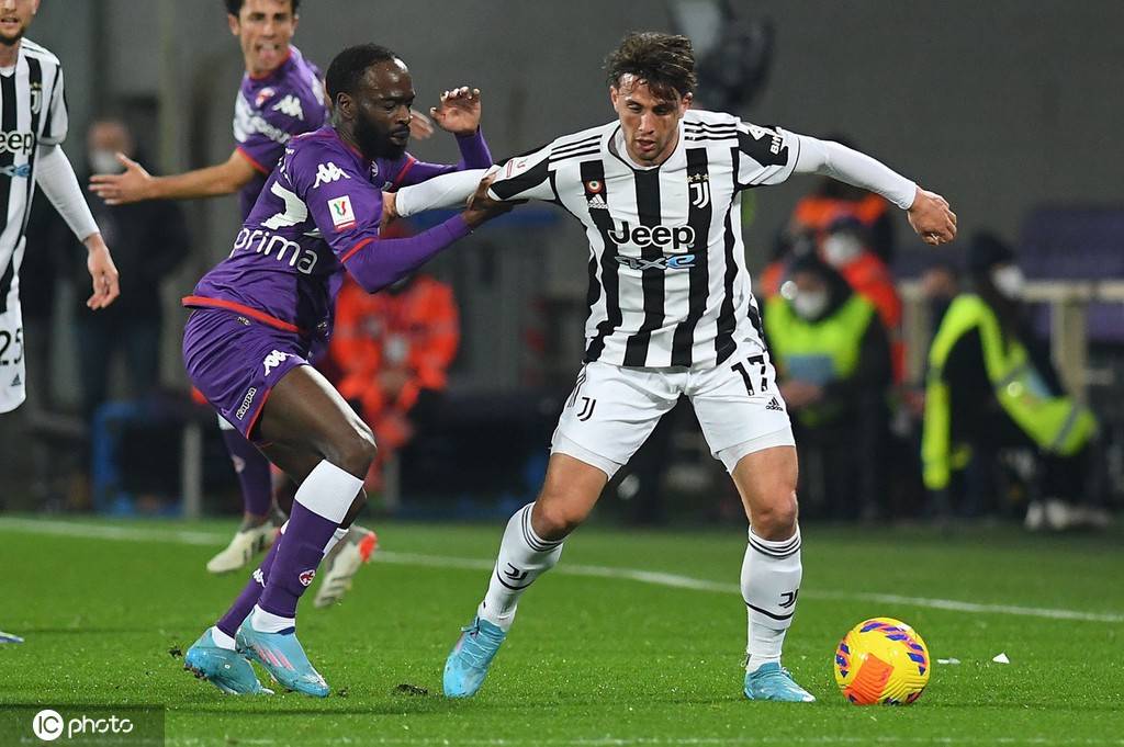 集结日体能课后，武汉三镇内部沟通备战意大利杯，目标明确，赛季目标并未改变的简单介绍