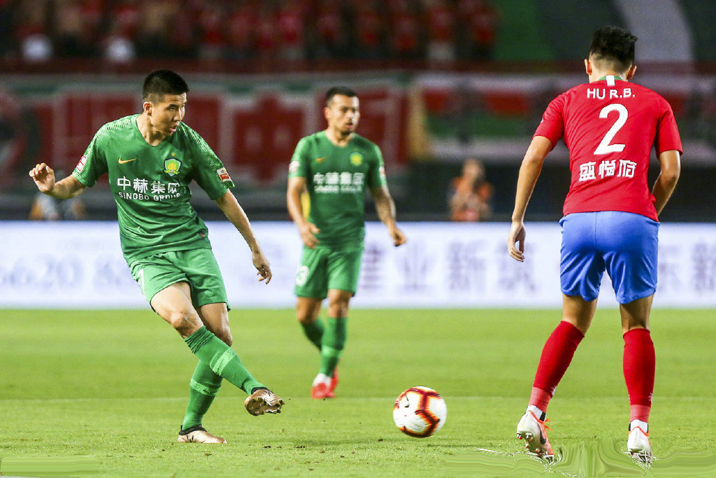 包含北京国安发布备战花絮；今夜外线爆发；欧篮联任务艰巨；更衣室氛围转暖的词条